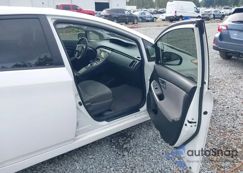 2015 Toyota Prius Two из США, поврежденный, VIN JTDKN3DU7F1921692